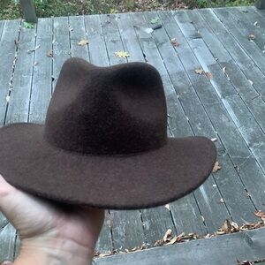Broner brown wool hat